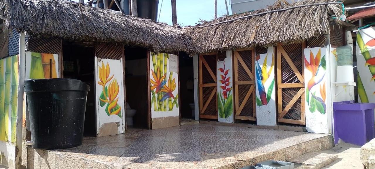 The Wizard & Bar Baru Hotel Playa Blanca Exterior foto